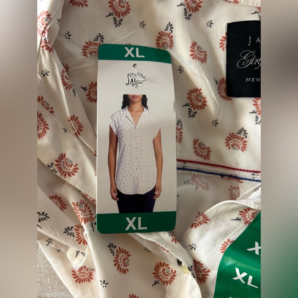 New Jachs Girlfriend New York Blouse - Picture 9 of 10